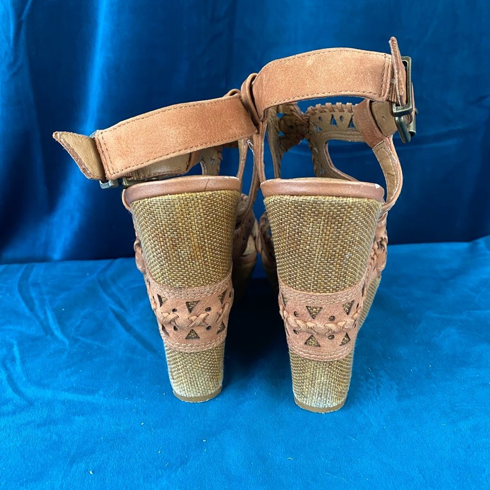 Gianni Bini Leather Cutout Wedge Sandal Brown - Picture 6 of 9